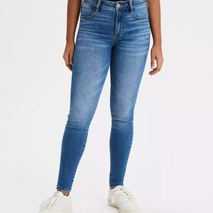 American Eagle Outfitters Super Stretch High Waisted Jegging.